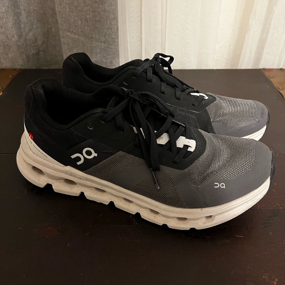 Cloudrunner Wide